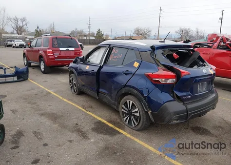 2019 Nissan Kicks Sv z USA, uszkodzony, nr VIN 3N1CP5CU0KL470820